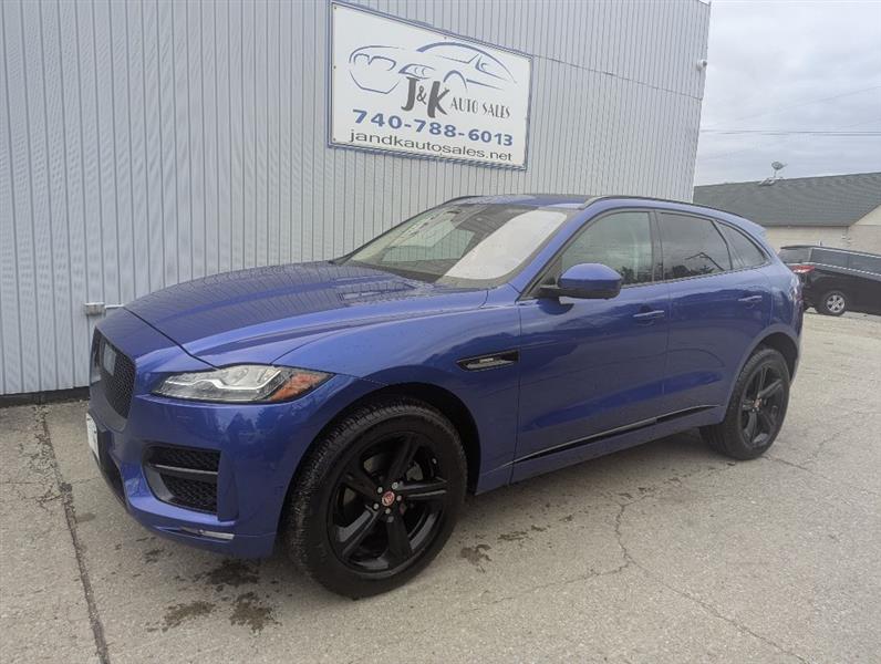 2018 Jaguar F-PACE R-Sport's photo