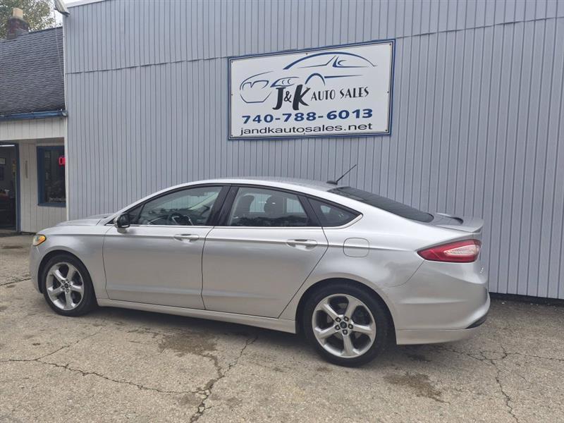 2014 Ford Fusion SE