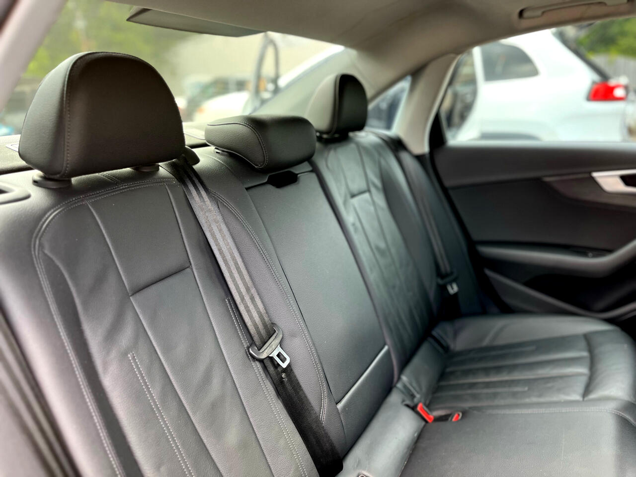 Audi A4 2.0T Premium Sedan 2017