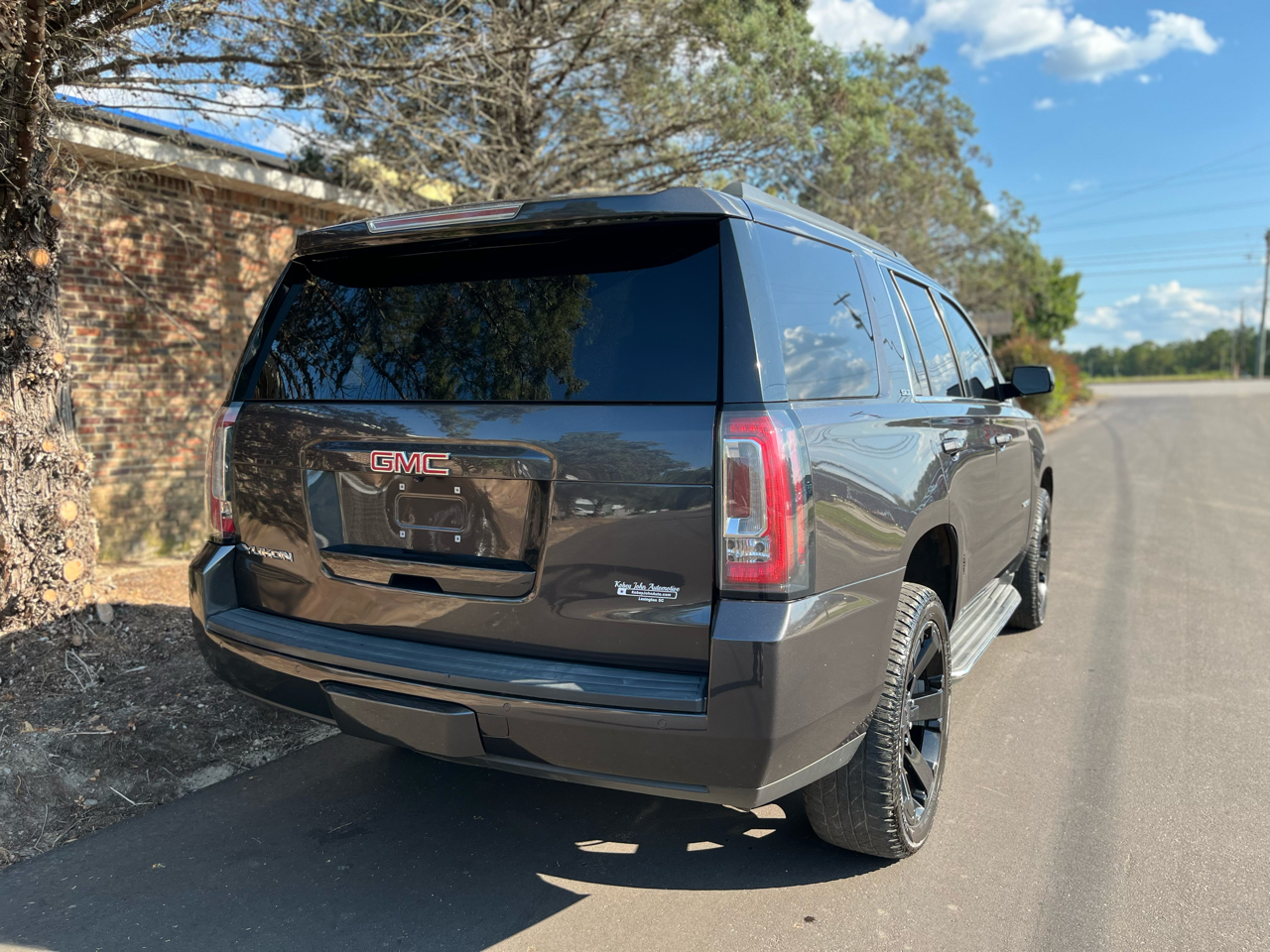 GMC Yukon SLT 4WD 2017