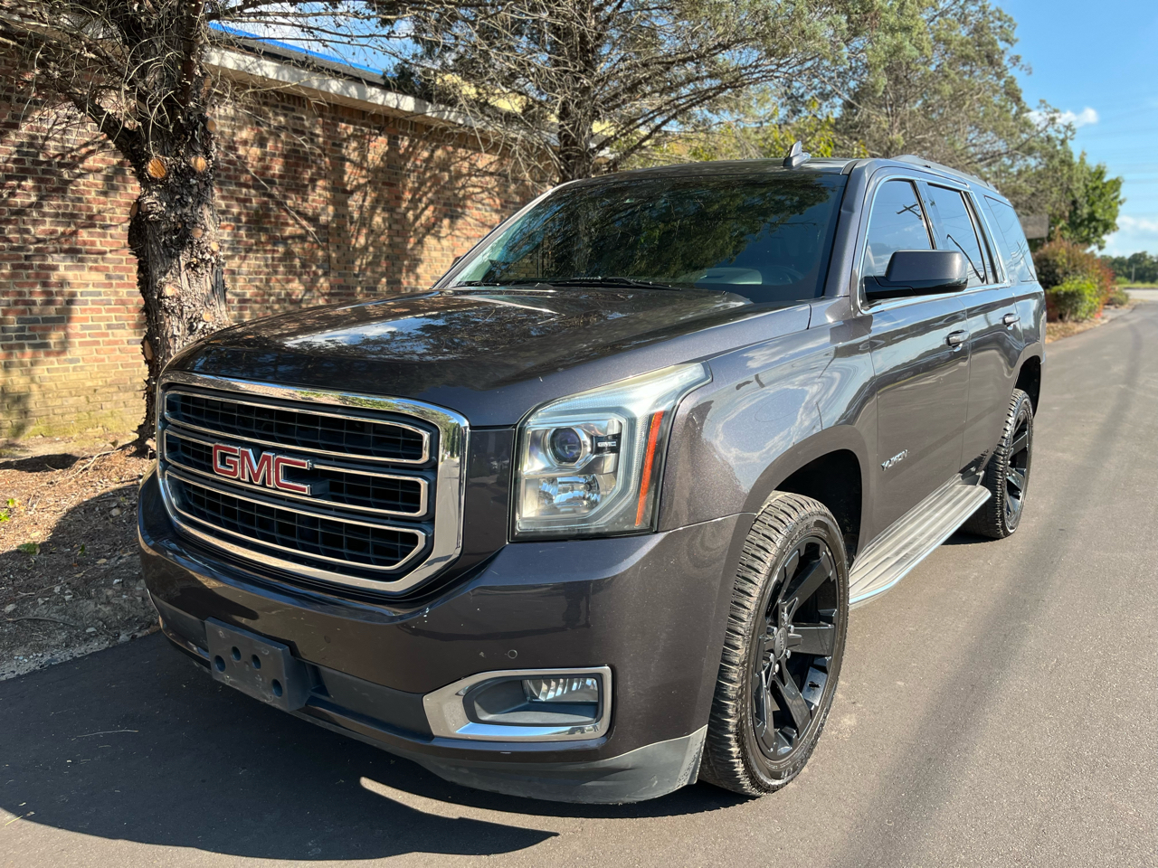 GMC Yukon SLT 4WD 2017