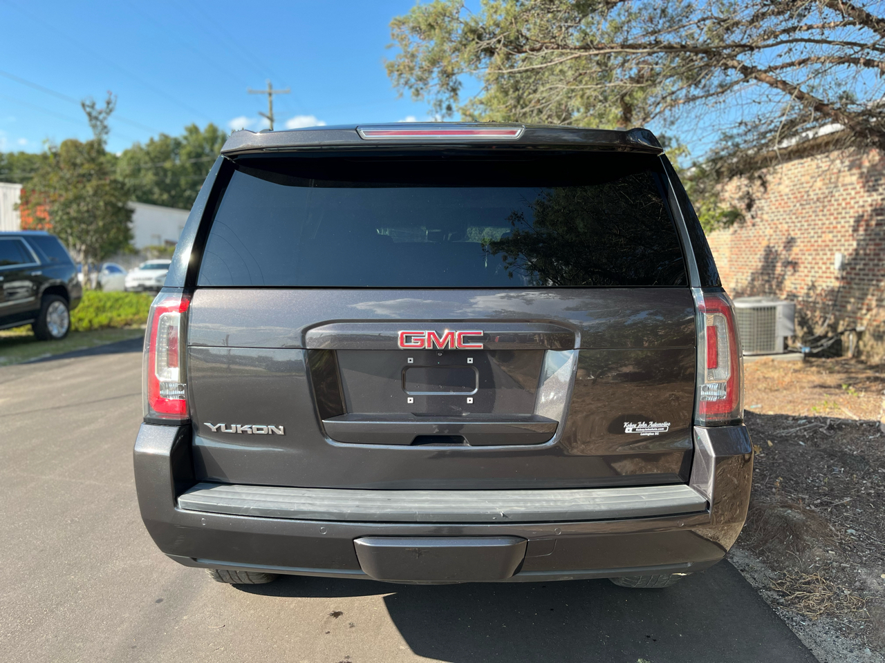 GMC Yukon SLT 4WD 2017