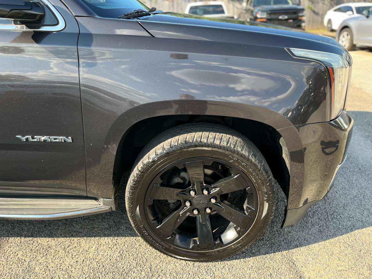 GMC Yukon SLT 4WD 2017