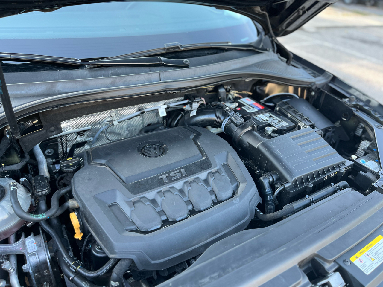 Volkswagen Tiguan SEL R-Line 4MOTION 2022