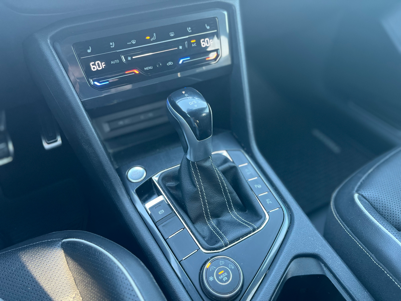 Volkswagen Tiguan SEL R-Line 4MOTION 2022