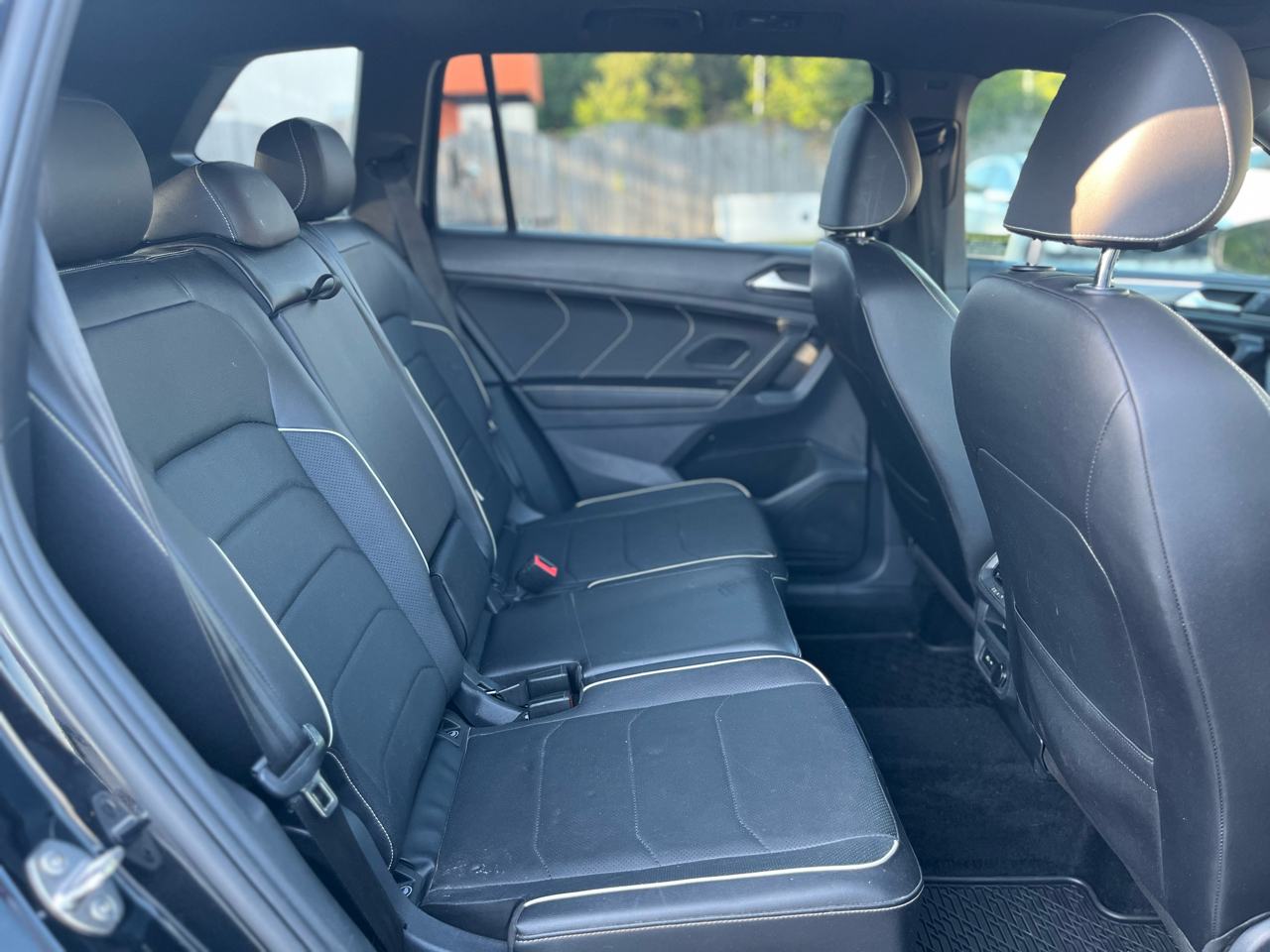 Volkswagen Tiguan SEL R-Line 4MOTION 2022
