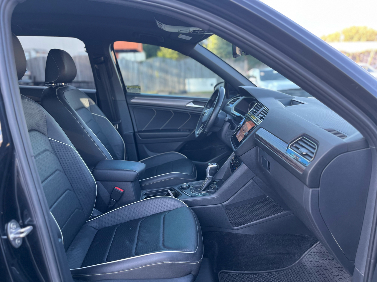 Volkswagen Tiguan SEL R-Line 4MOTION 2022