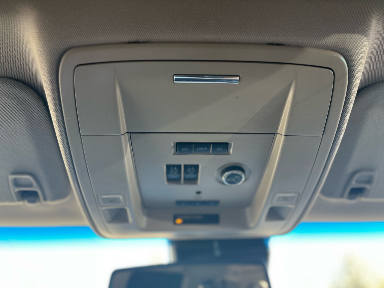 Chevrolet Suburban LTZ 1500 4WD 2015