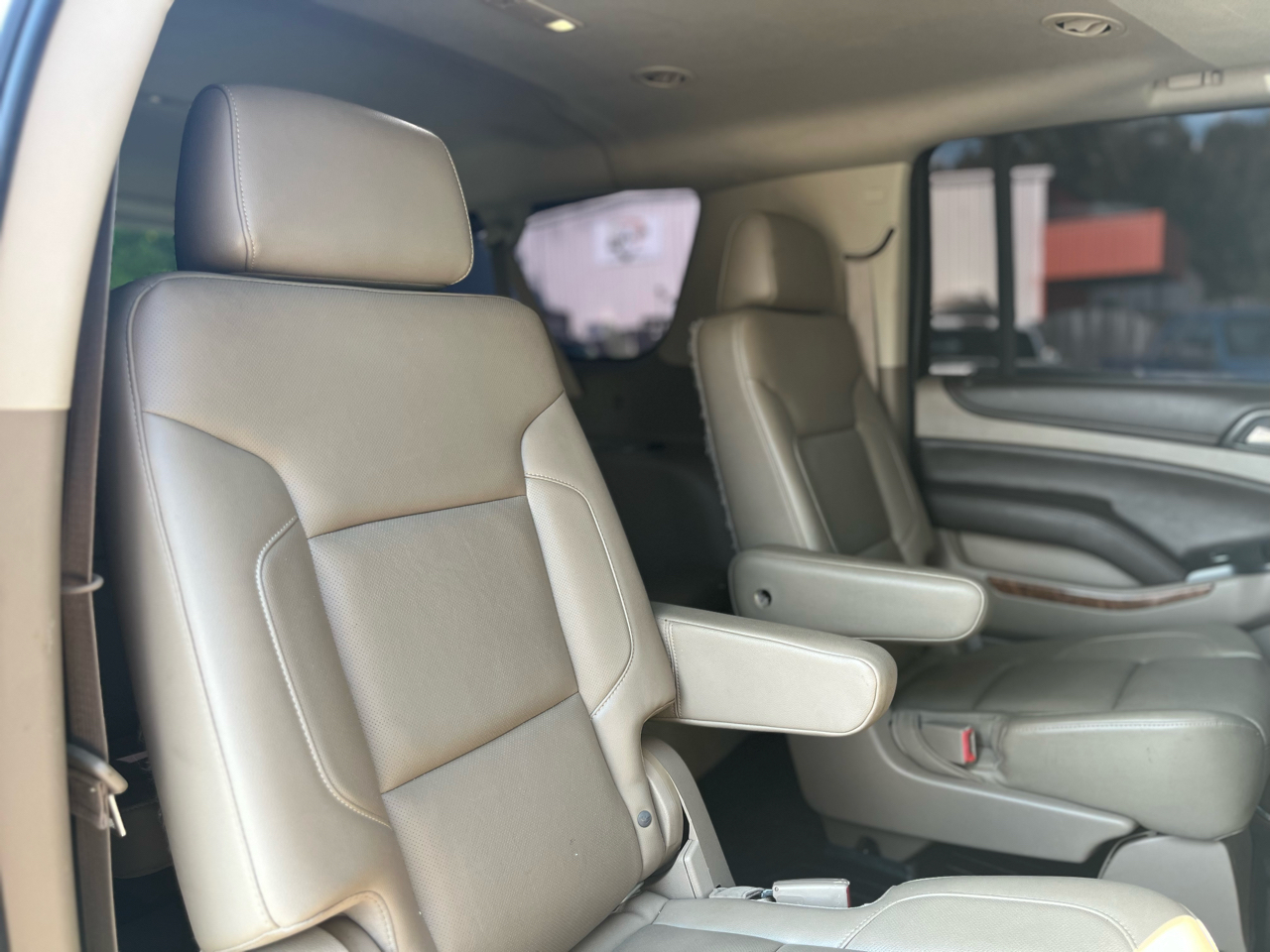 Chevrolet Suburban LTZ 1500 4WD 2015