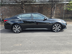 2019 Nissan Altima  2019 Nissan Altima