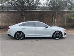 2021 Kia K5  2021 Kia K5