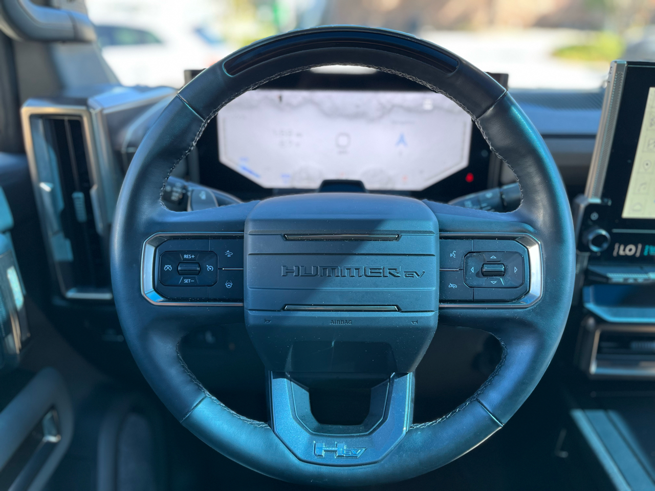 GMC HUMMER EV SUV 2X 2025