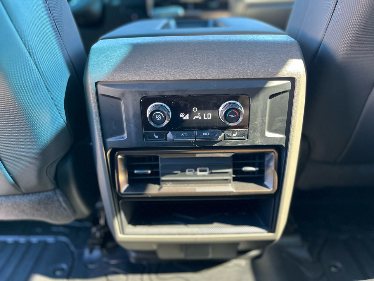GMC HUMMER EV SUV 2X 2025
