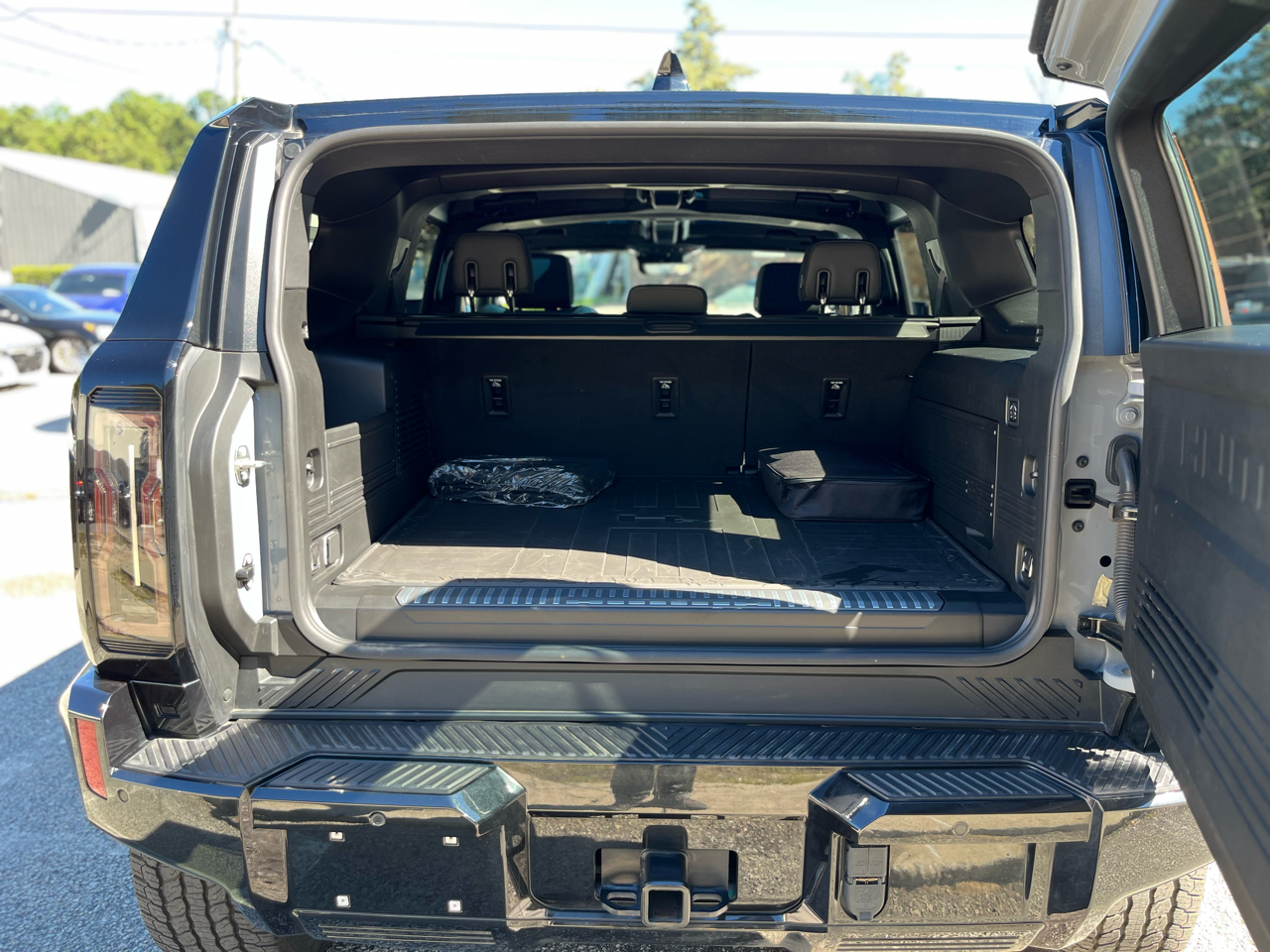 GMC HUMMER EV SUV 2X 2025