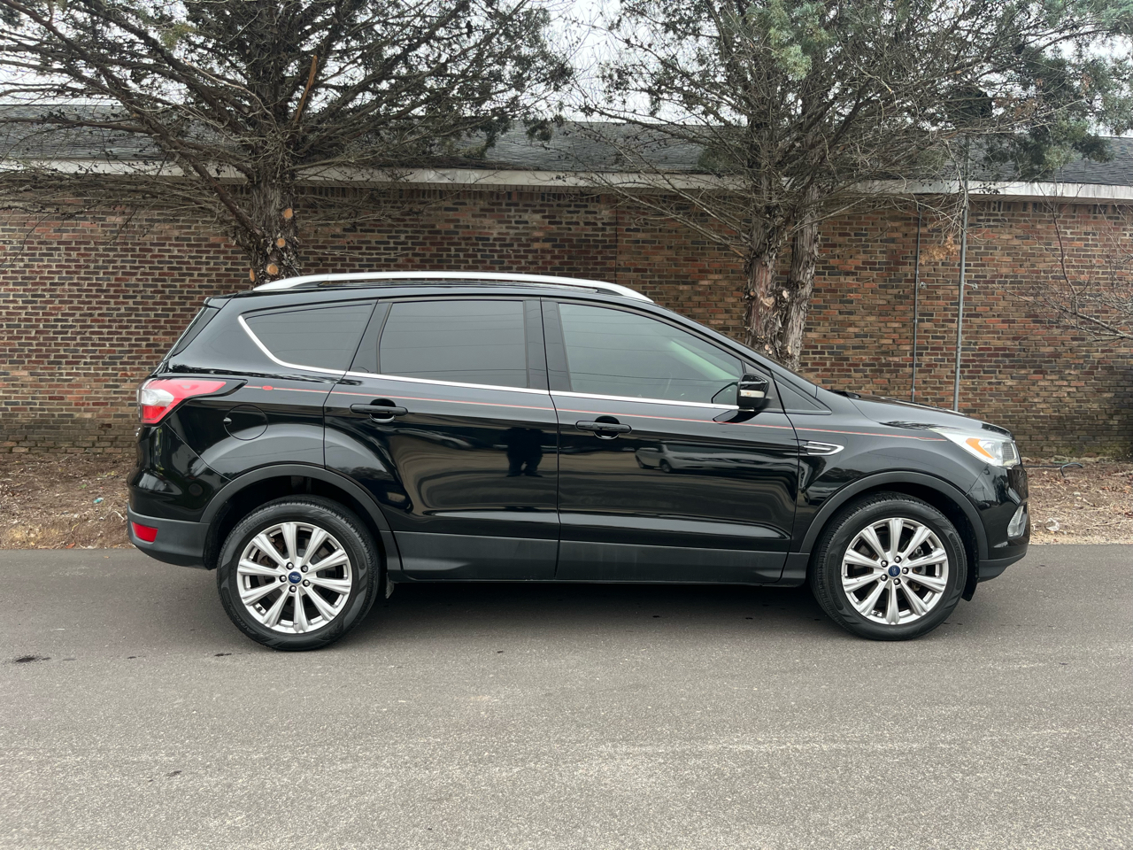 2017 Ford Escape Titanium 4WD