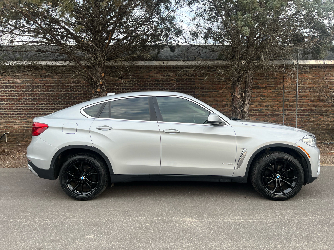 2016 BMW X6 xDrive35i