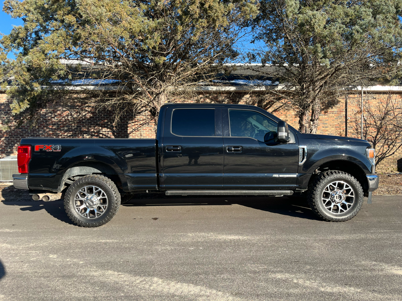 2020 Ford F-250 SD Lariat Crew Cab 4WD