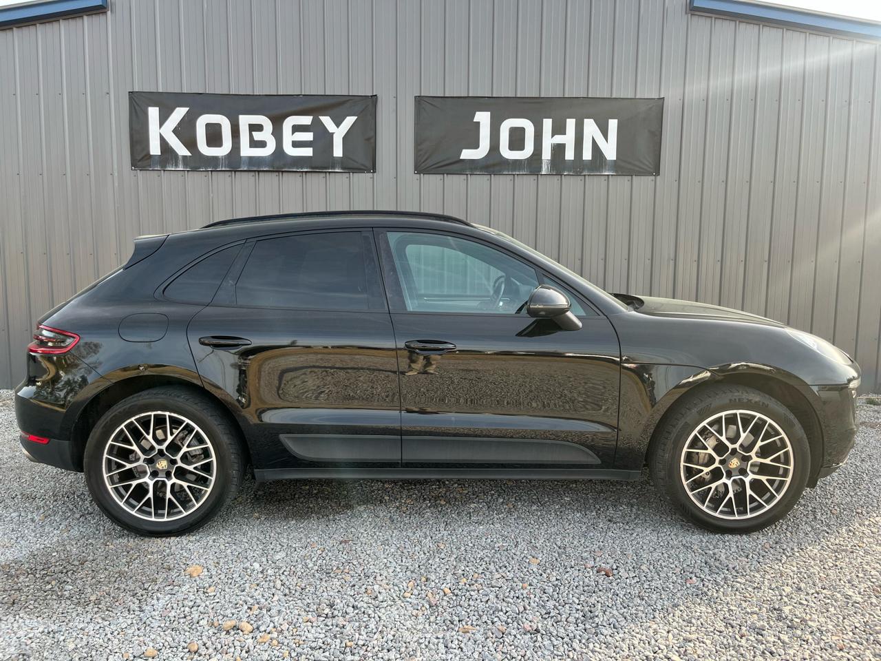 2017 Porsche Macan S
