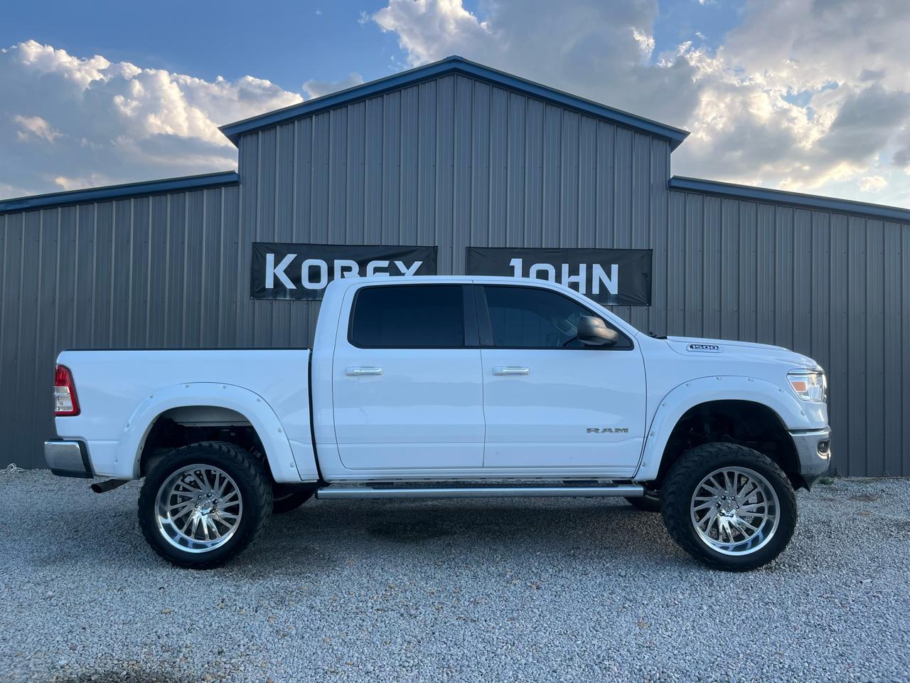 2019 RAM 1500 Big Horn Crew Cab SWB 4WD