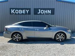 2021 Nissan Maxima 