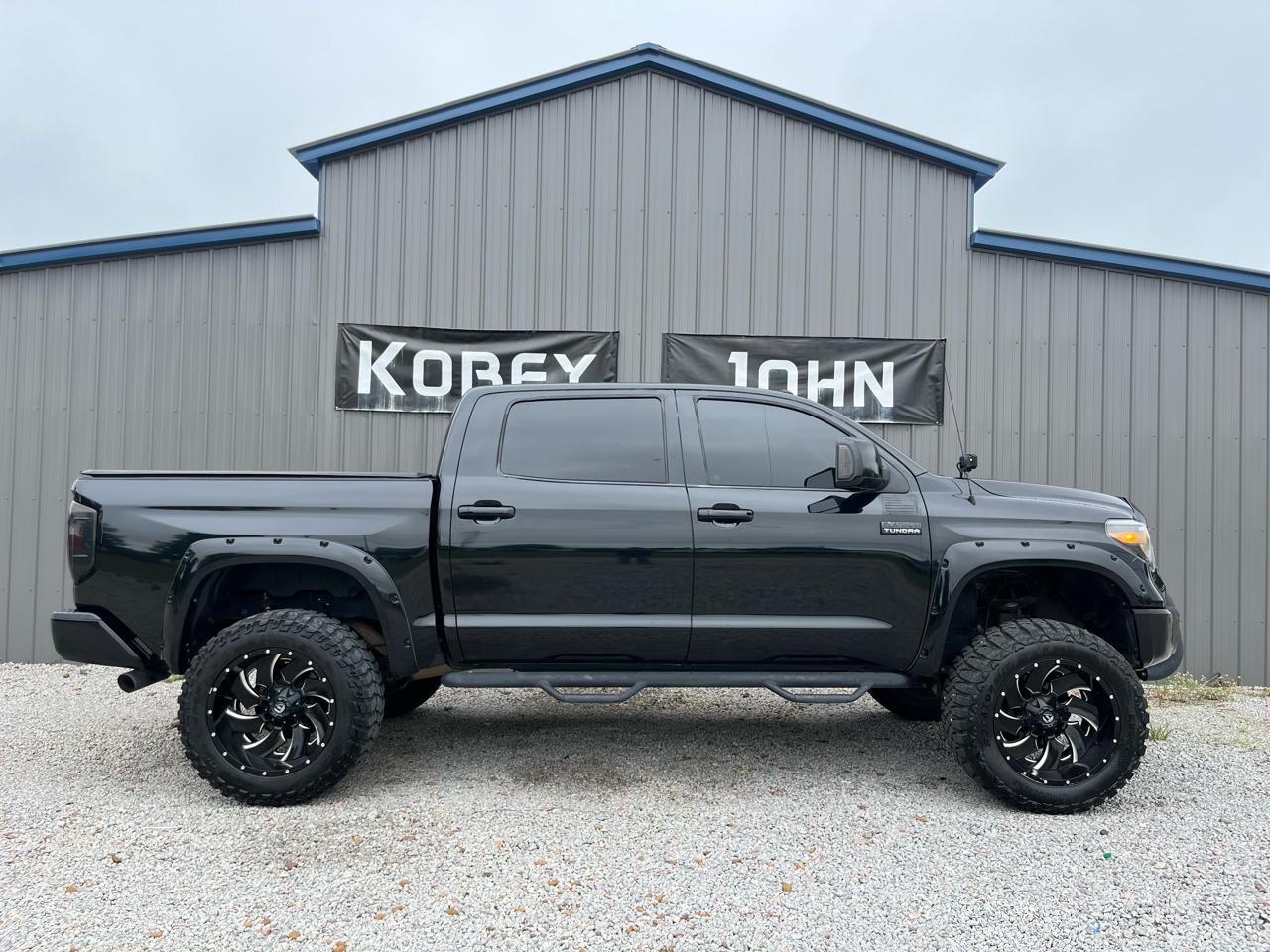 2016 Toyota Tundra Platinum CrewMax 5.7L FFV 4WD