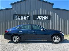 2016 Infiniti Q70 