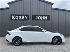2016 Lexus IS 