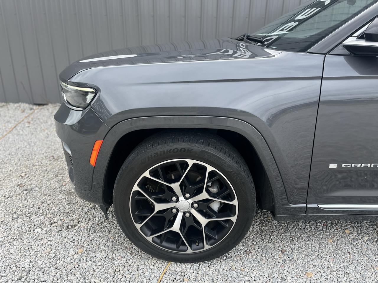 2022 Jeep Grand Cherokee Summit 4WD