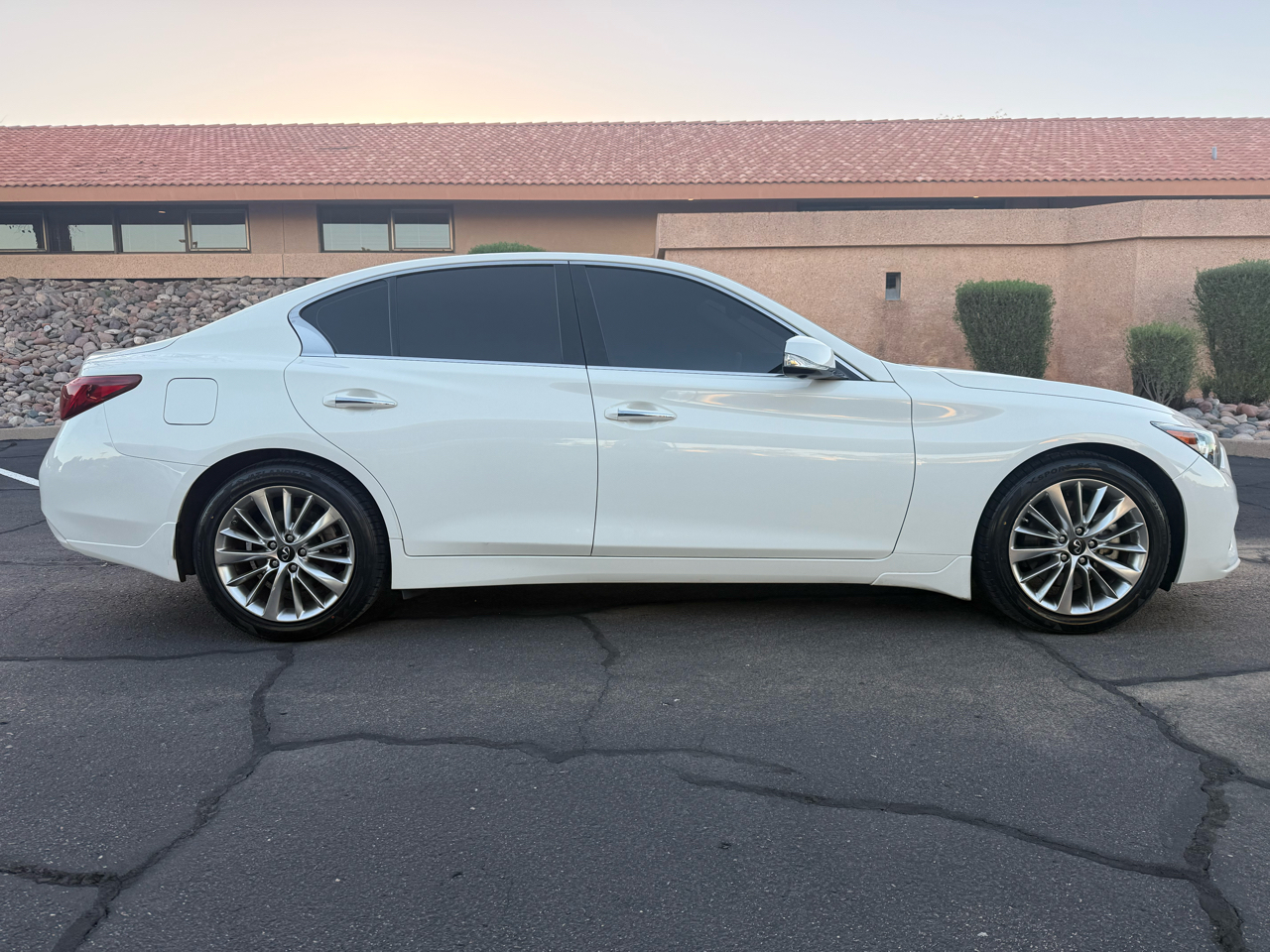 Infiniti Q50 3.0t LUXE AWD 2021 Infiniti Q50 3.0t LUXE AWD 2021