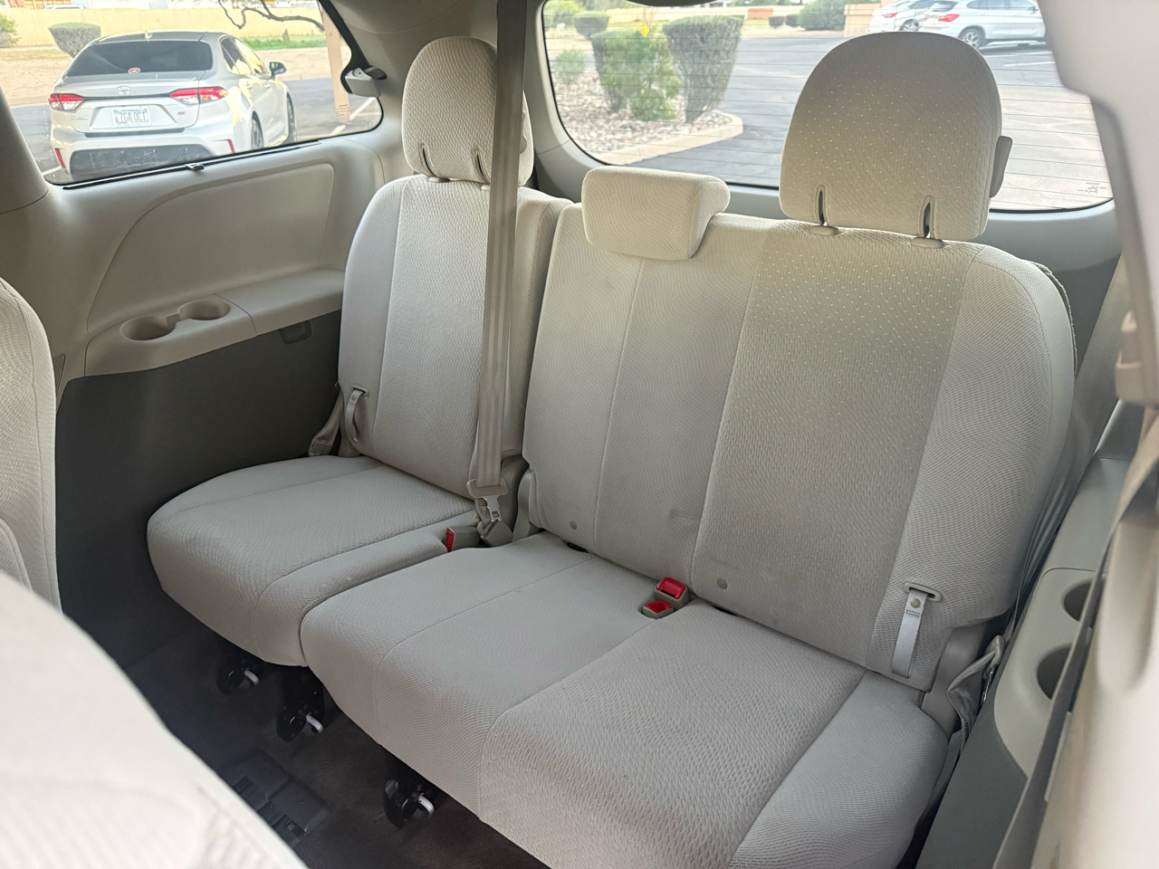 Toyota Sienna LE FWD 8-Passenger V6 2014