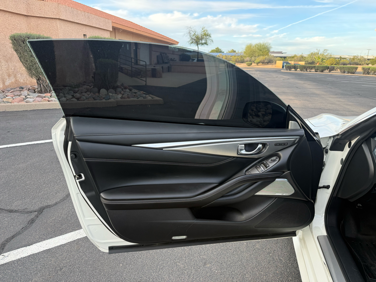 Infiniti Q60 3.0t LUXE AWD 2018