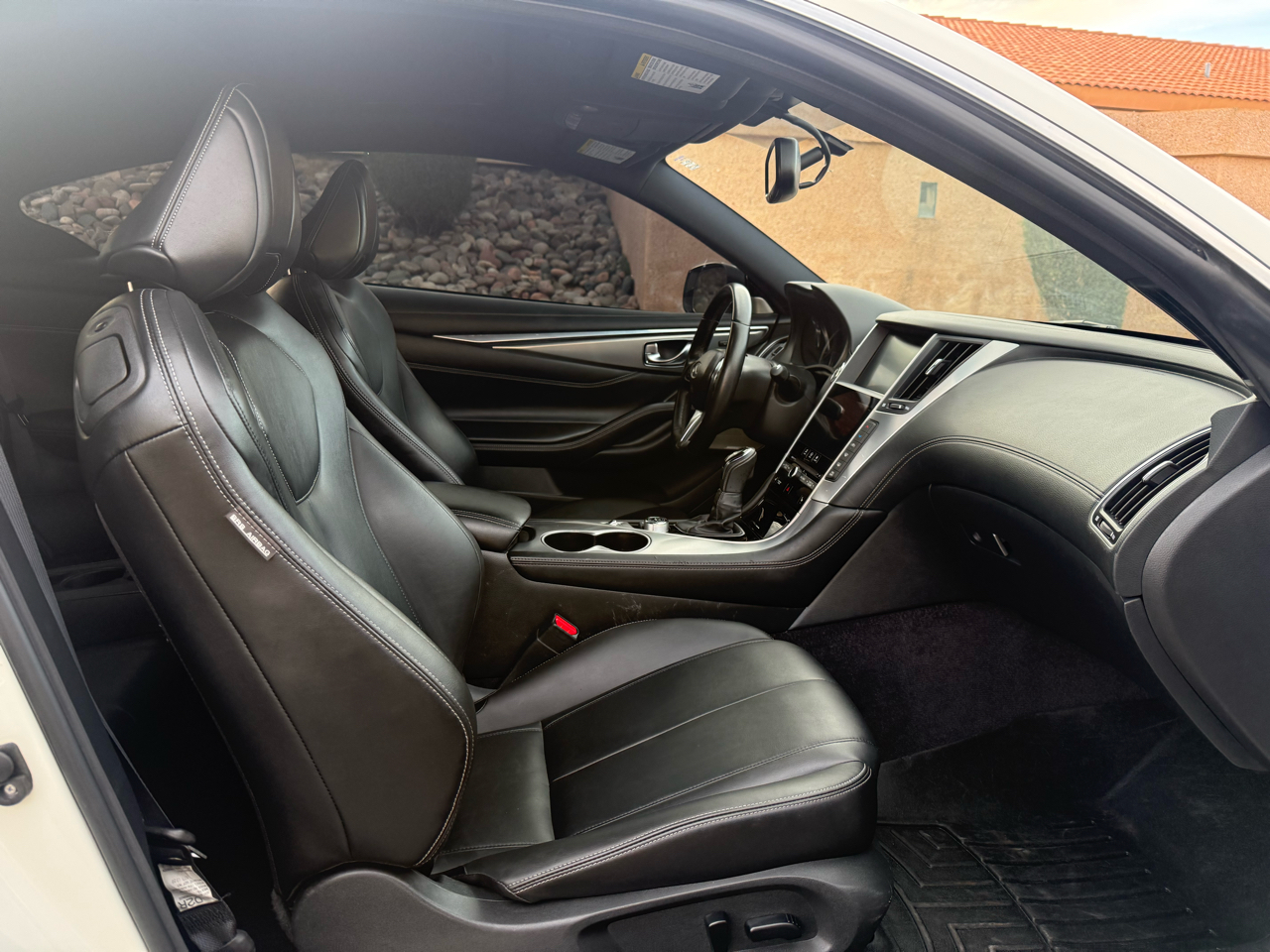 Infiniti Q60 3.0t LUXE AWD 2018