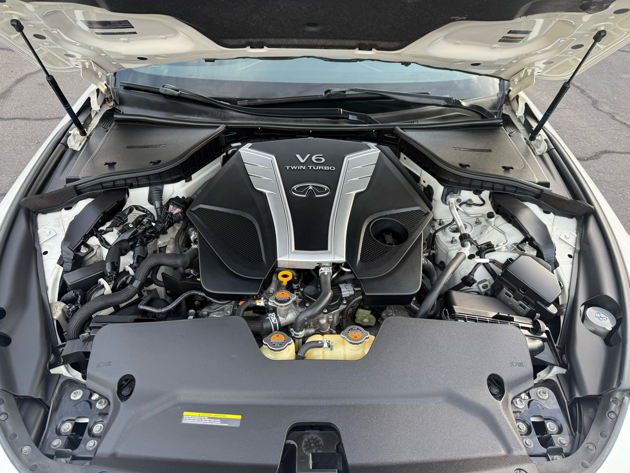 Infiniti Q60 3.0t LUXE AWD 2018