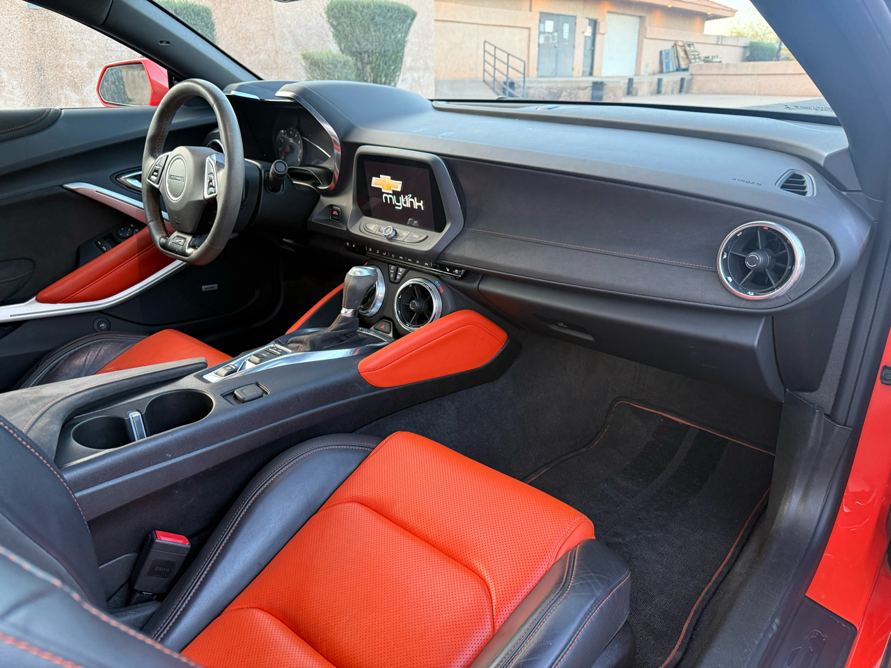 Chevrolet Camaro 2LT Coupe 8A 2018