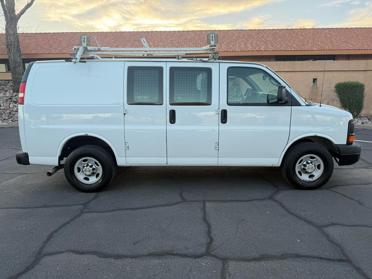 Chevrolet Express 2500 Cargo 2013