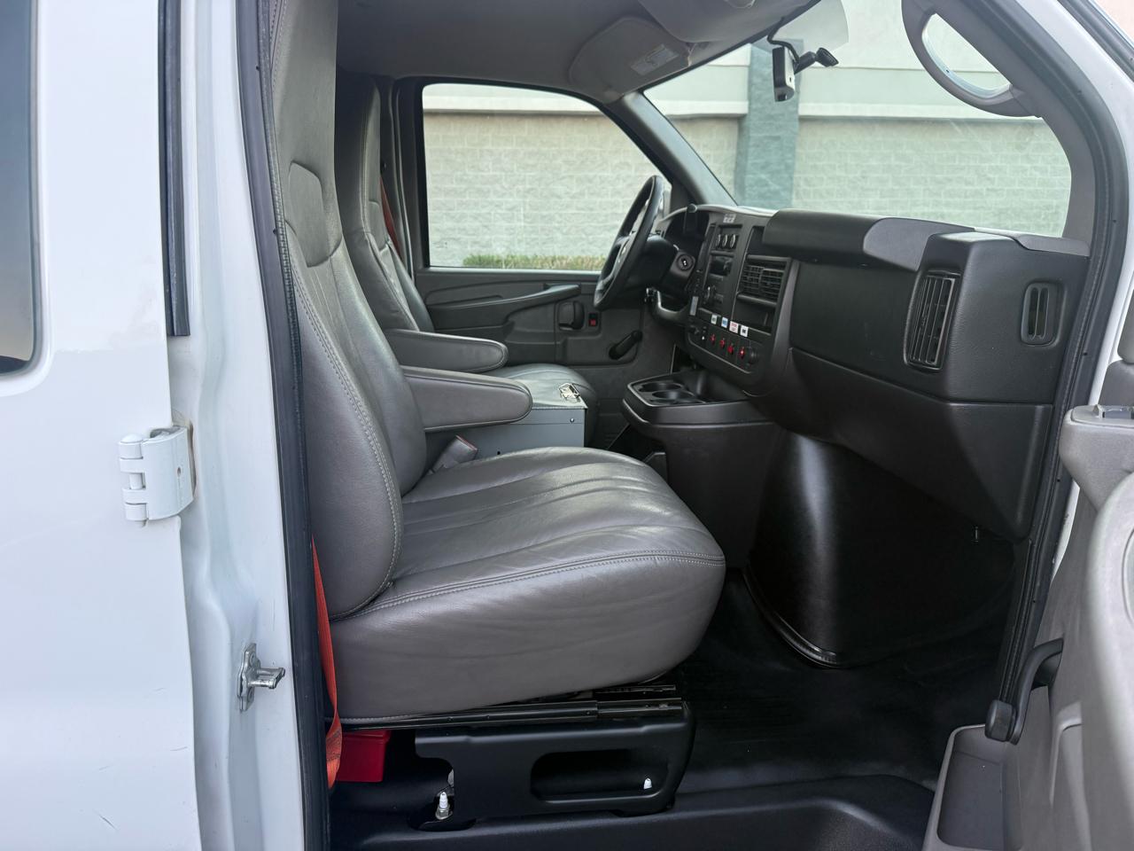 Chevrolet Express 2500 Cargo 2013