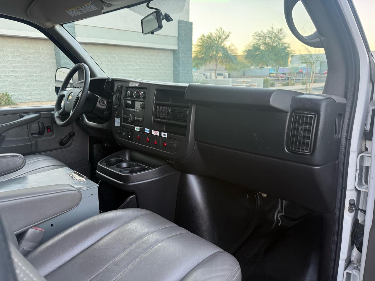 Chevrolet Express 2500 Cargo 2013