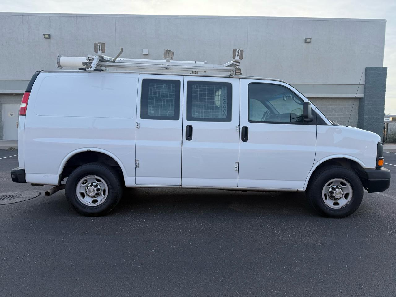 Chevrolet Express 2500 Cargo 2013