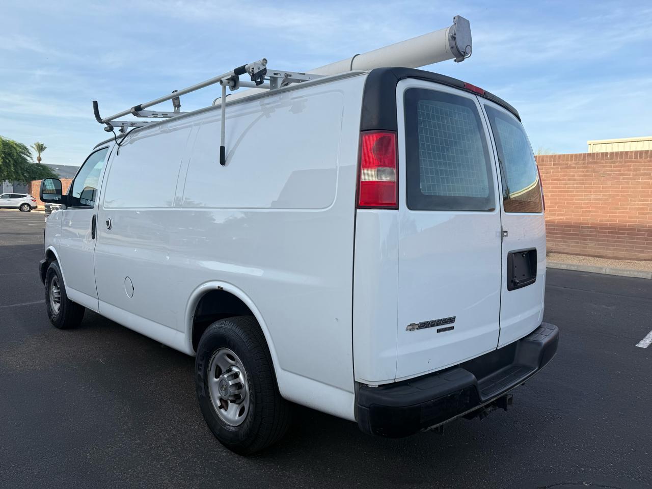 Chevrolet Express 2500 Cargo 2013