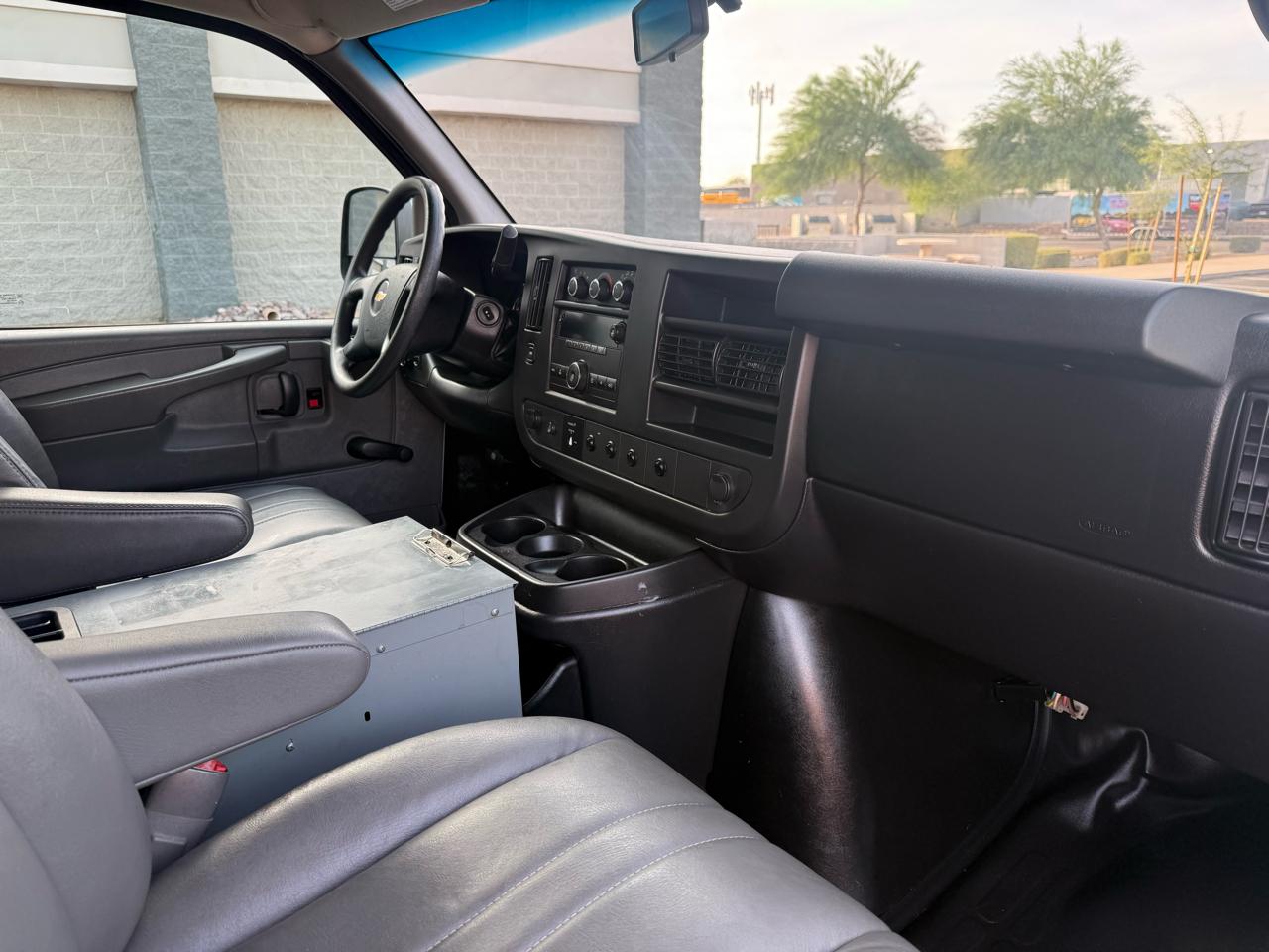 Chevrolet Express 2500 Cargo 2013