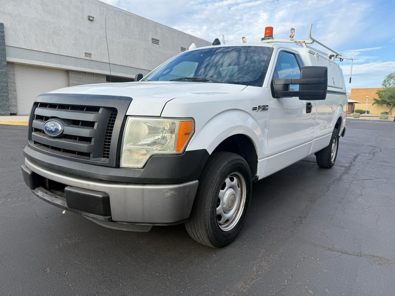 Ford F-150 2WD Reg Cab 145" XL 2011