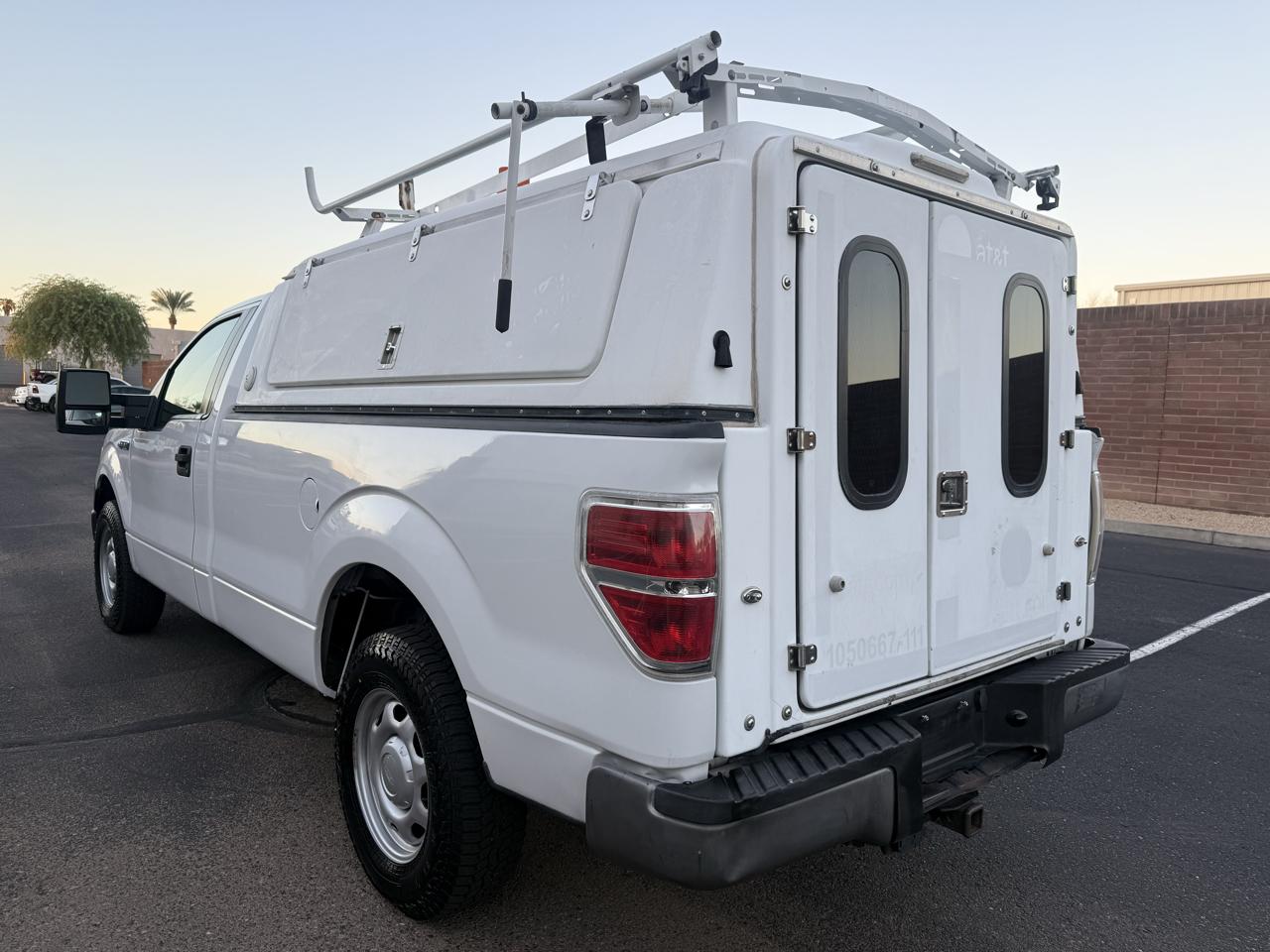 Ford F-150 2WD Reg Cab 145" XL 2011