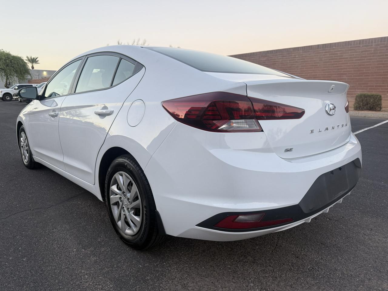 Hyundai Elantra SE 2020