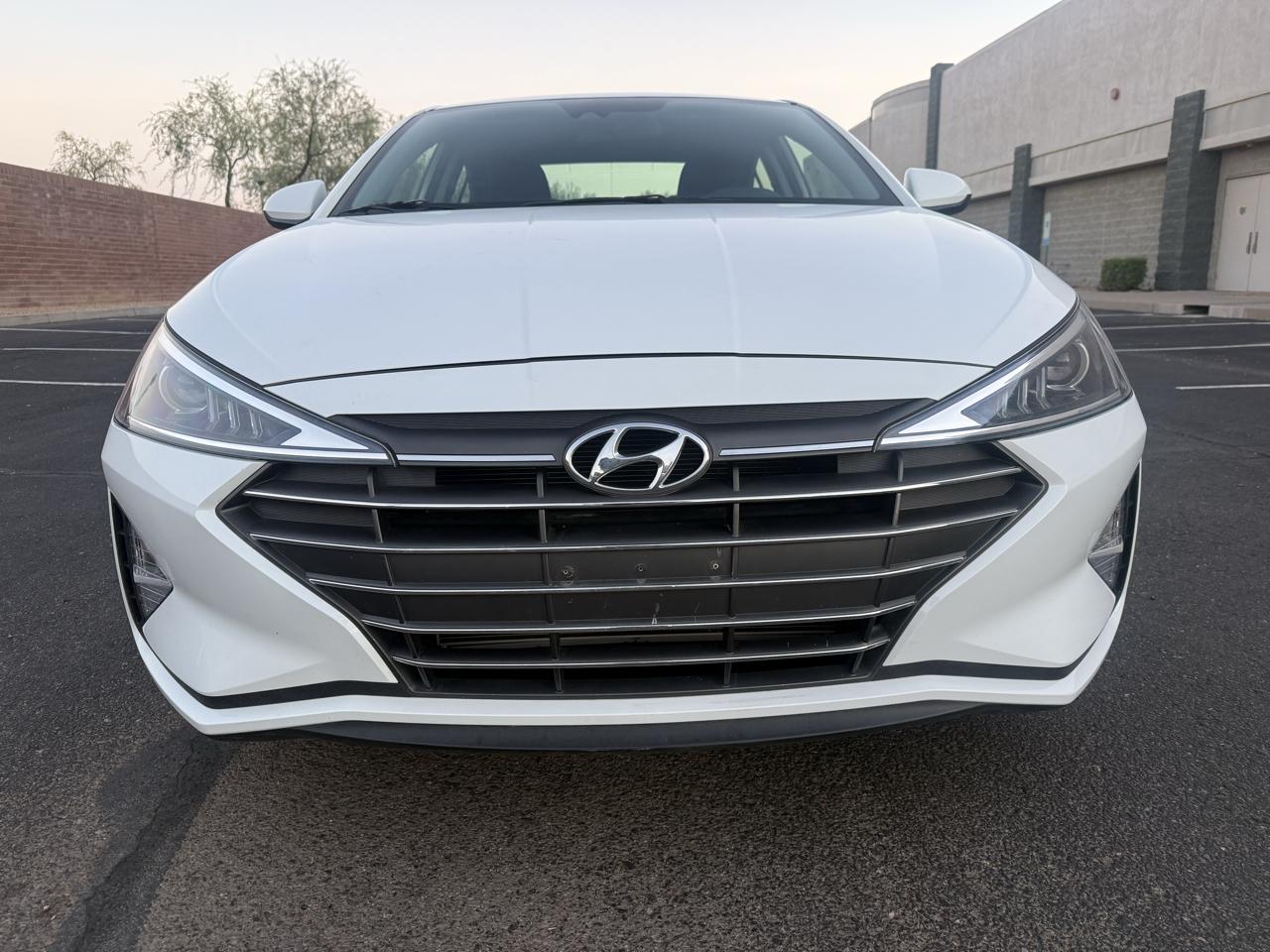 Hyundai Elantra SE 2020