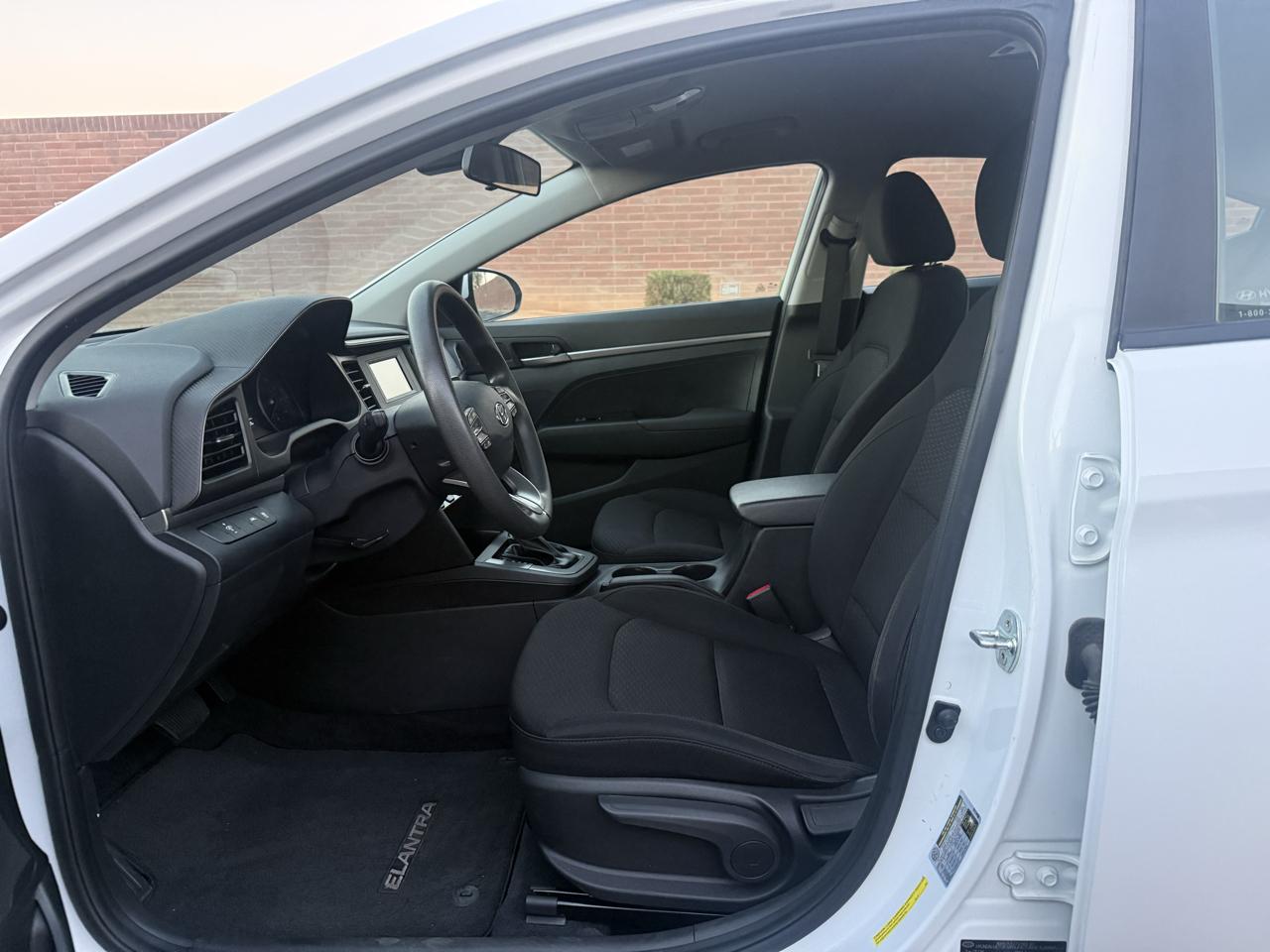Hyundai Elantra SE 2020