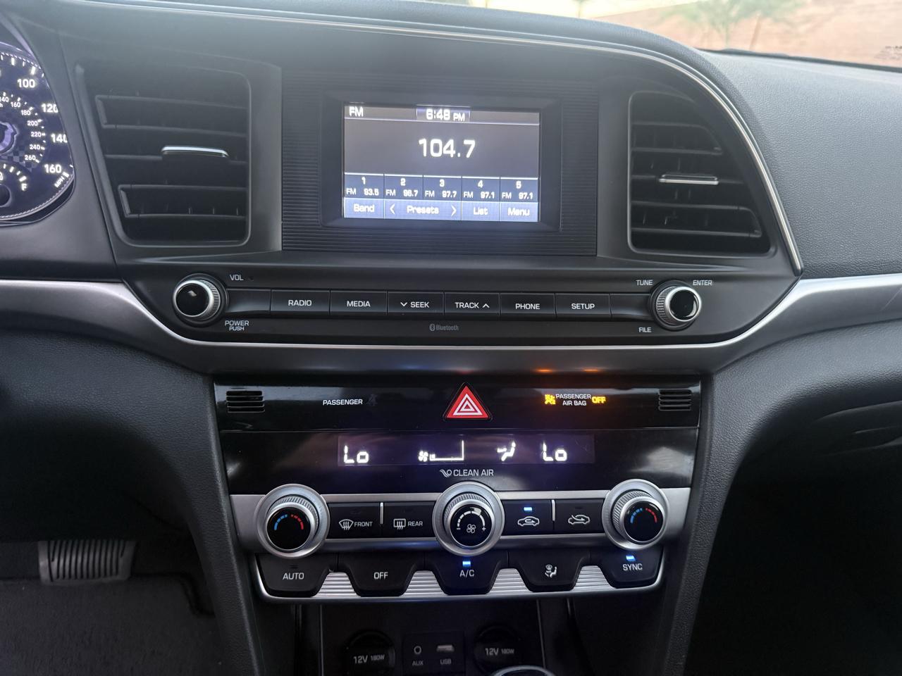 Hyundai Elantra SE 2020