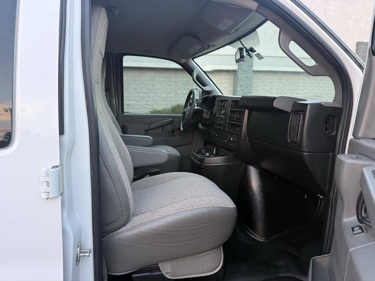 Chevrolet Express 2500 Cargo 2017