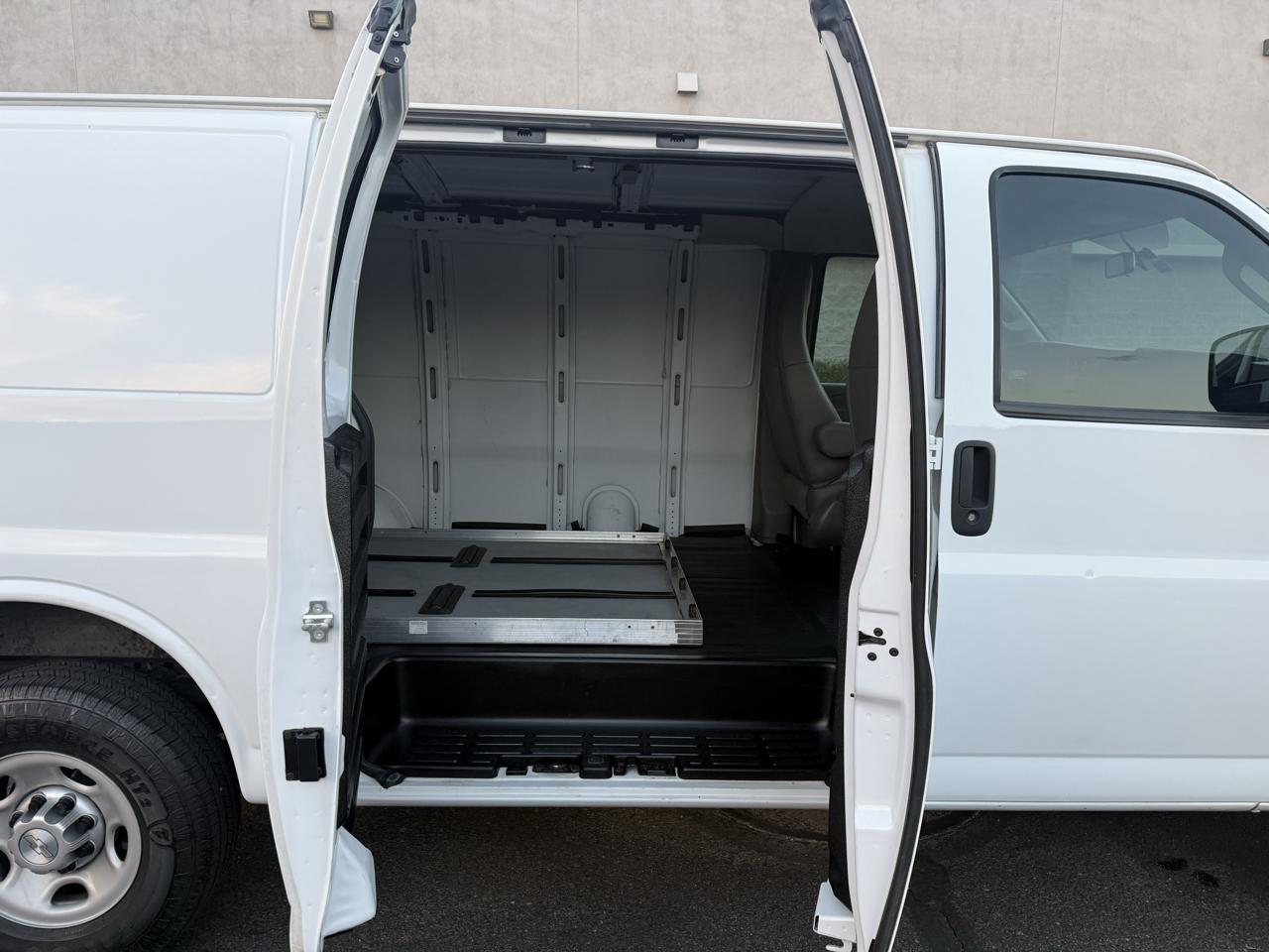 Chevrolet Express 2500 Cargo 2017