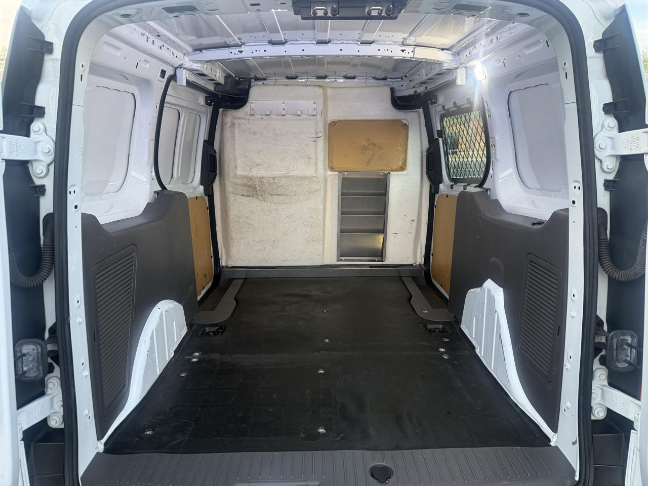 Ford Transit Connect Cargo Van XL LWB 2022
