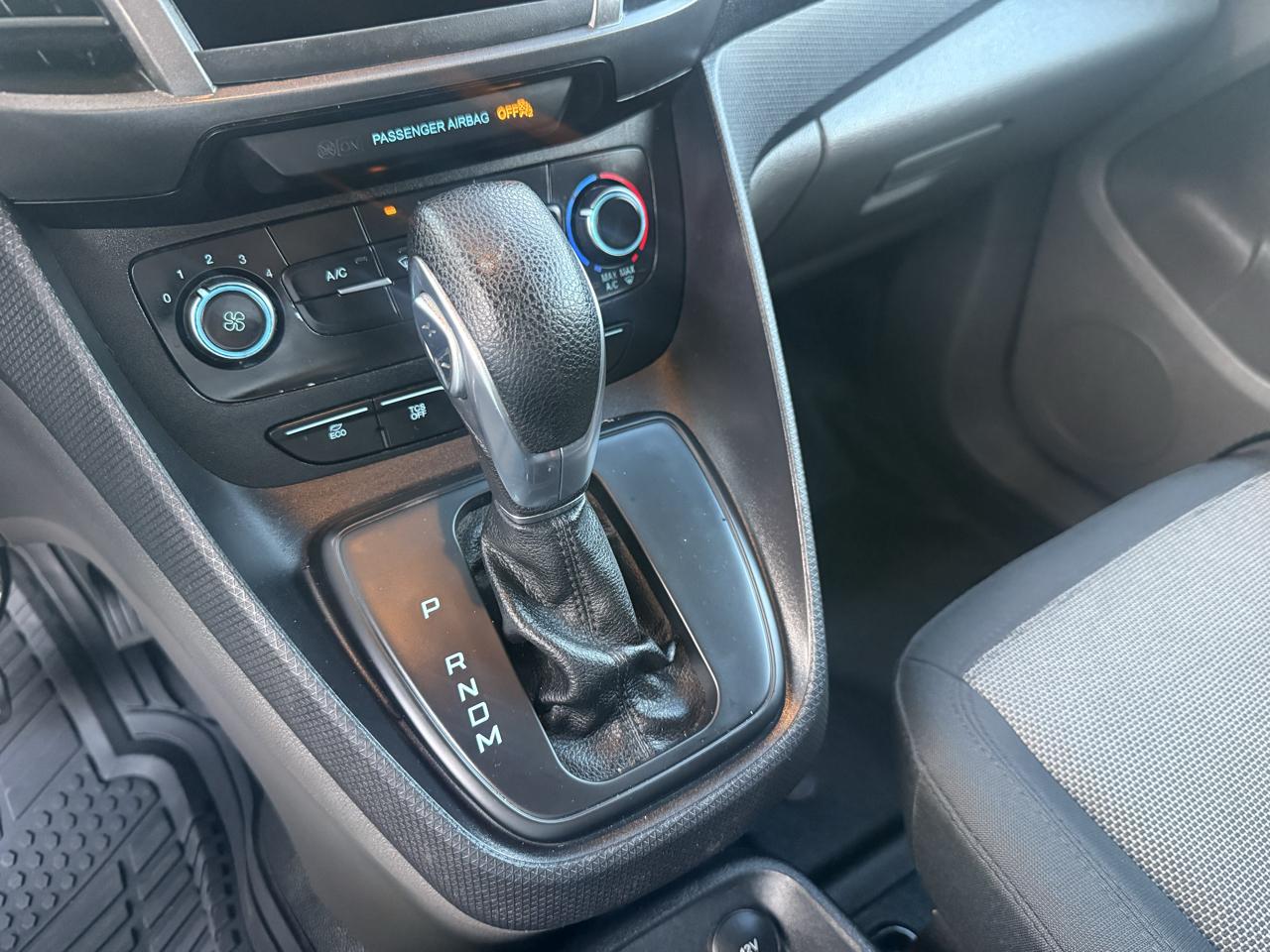Ford Transit Connect Cargo Van XL LWB 2022